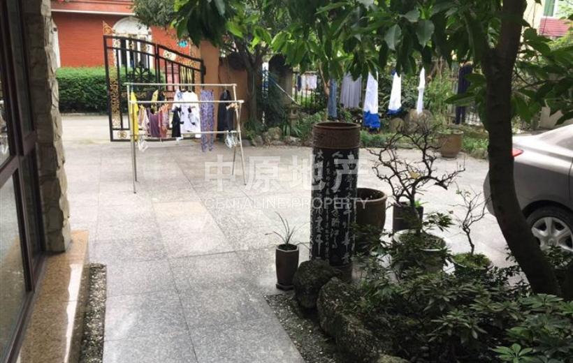 武侯别墅精装独栋 600平 带200花*大花园 地铁房双车位